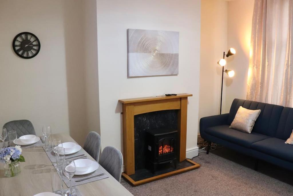 Comfortable 2 Bedroom House Apartment