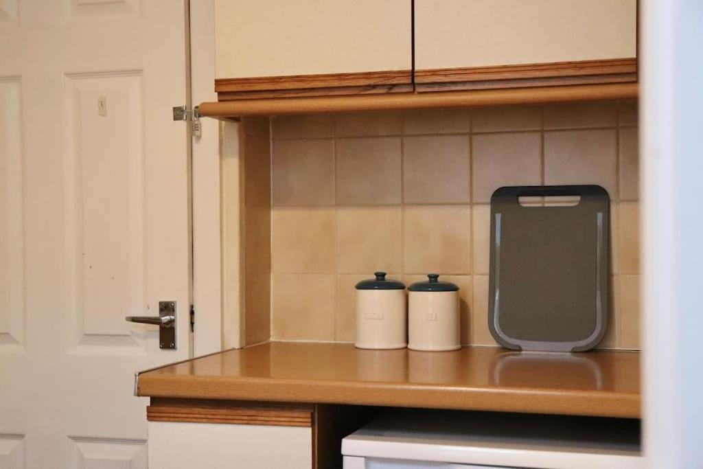 Apartment Comfortable 2 Bedroom House Beeston Hill