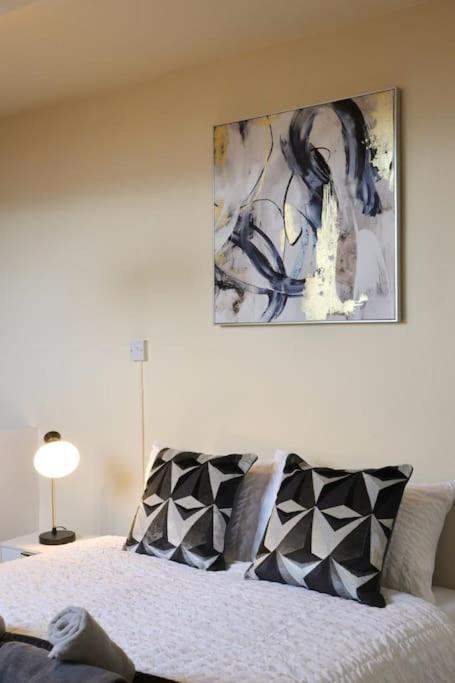 Comfortable 2 Bedroom House *